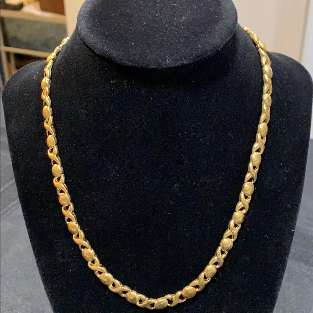 Bellissima Choice heavy gold necklace.